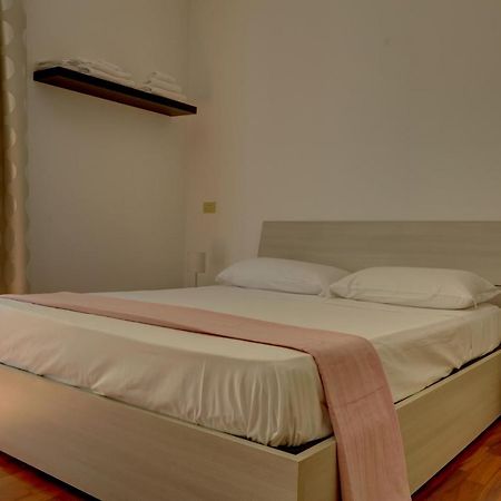 Colosseo Apt Mecenate 77 - Home And More Rome Buitenkant foto